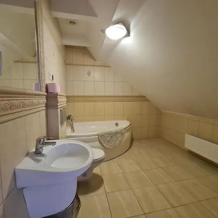 Dworek Tucholski 3* Zblewo