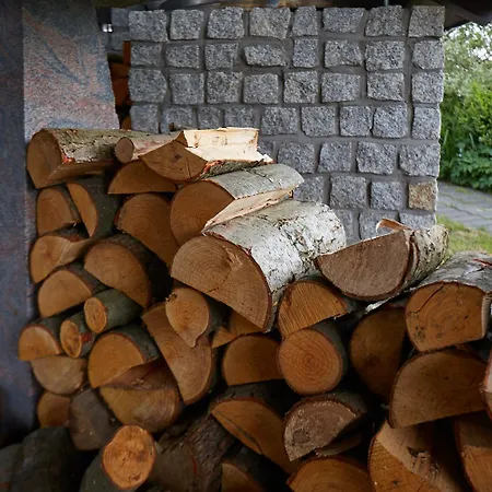 Alojamento de Acomodação e Pequeno-almoço Dworek Tucholski Zblewo