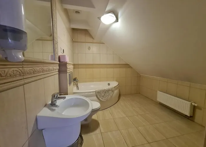 Dworek Tucholski 3* Zblewo